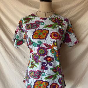 Cute Vintage White top with cute design